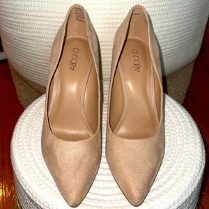Abound pointed toe heels